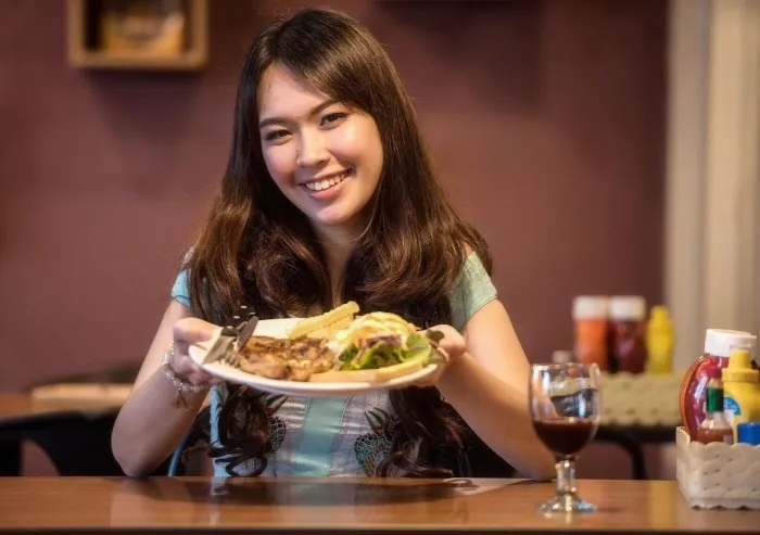 Yazda düzgün qidalanmaq üçün dietoloqların tövsiyələri