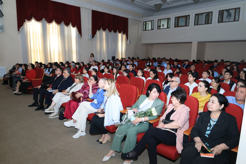 Özbəkistanda Maqsud İbrahimbəyovun “Qora libosli ayol tashrifi” kitabının təqdimatı keçirilib 