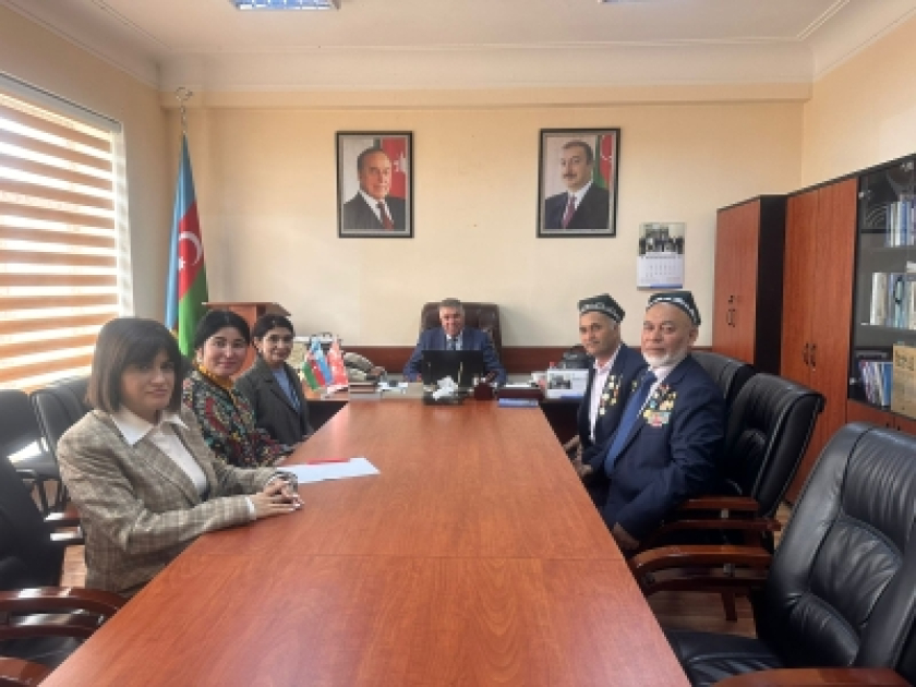 Özbəkistanlı alimlərlə görüş: dilçilik əlaqələri yeni istiqamətdə