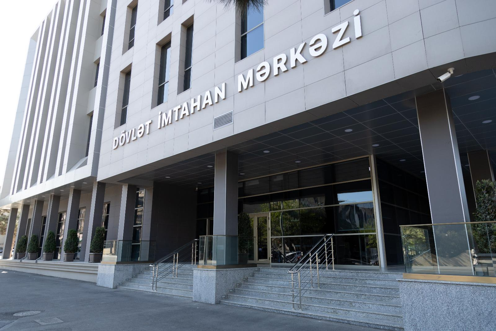 DİM buraxılış imtahanındakı mübahisəli suallarla bağlı AÇIQLAMA VERDİ