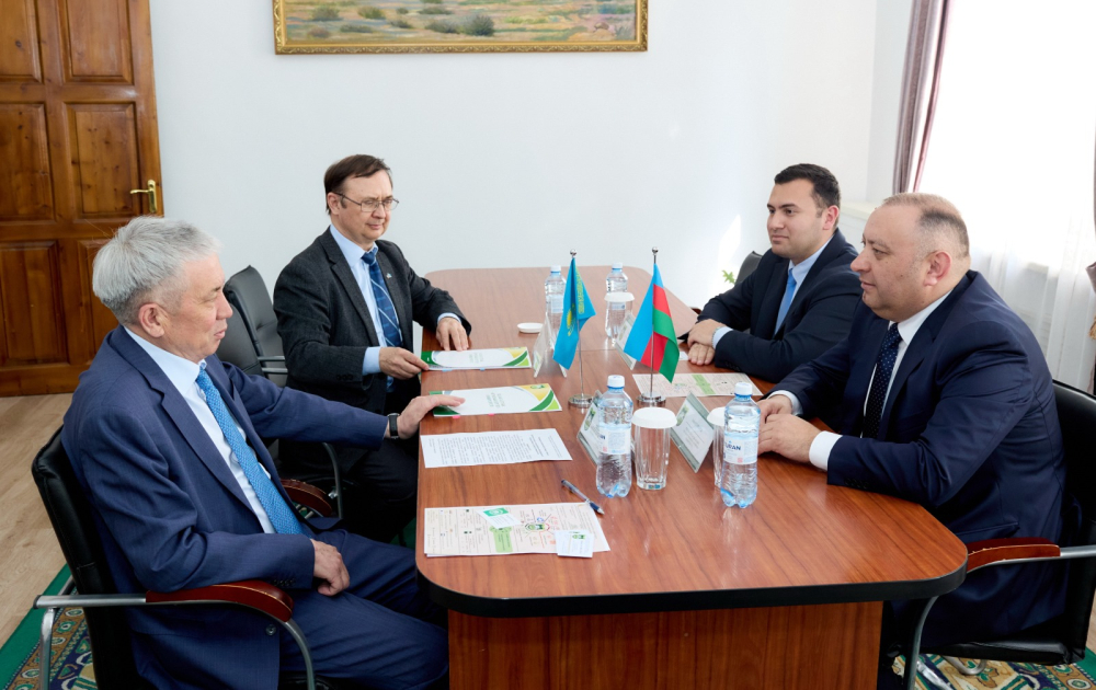 ADAU ilə KazNARU əməkdaşlığı genişlənir