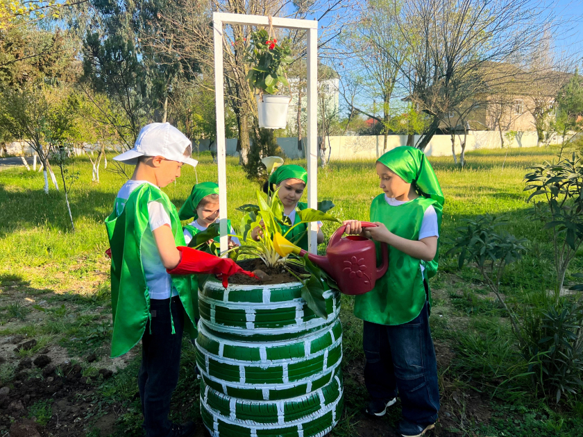 Uşaq evinin sakinləri “Bahar mənəm” tədbirində