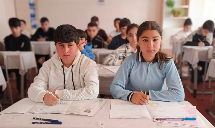 Təhsil sistemi cəmiyyətin problemlərini əks etdirir, yoxsa onları dəyişə bilir? – Təhsil eksperti açıqladı