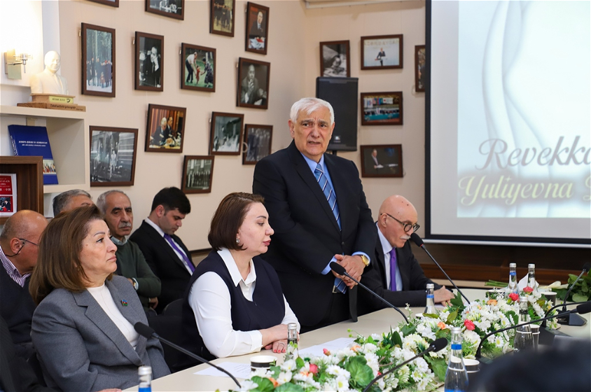 ADU-da Revekka Barsukun 110 illiyinə həsr olunmuş xatirə tədbiri keçirilib