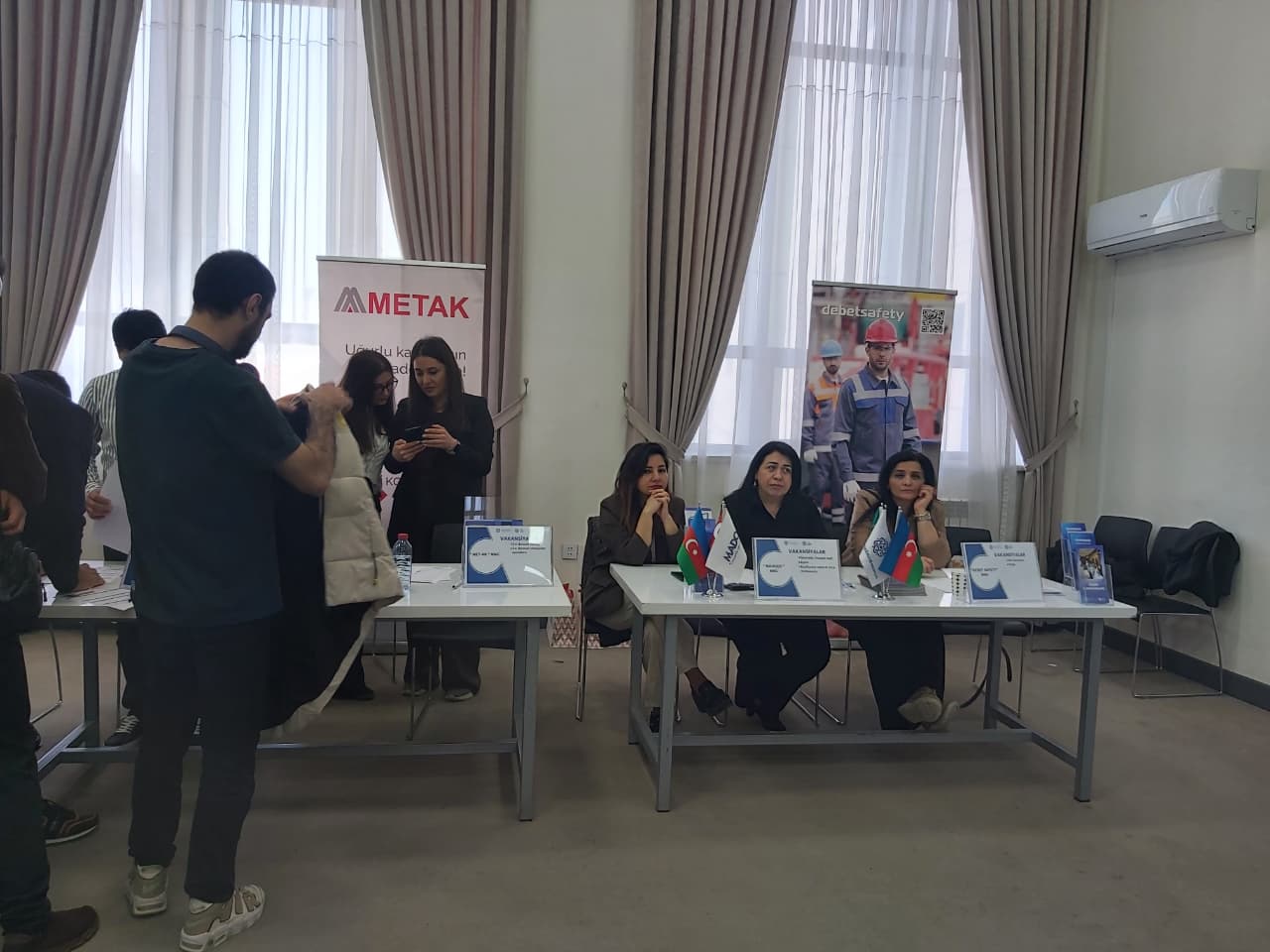 Bakıda tələbələr üçün əmək yarmarkası keçirilib