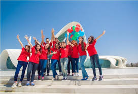 PragerU gənclər arasında təsirini genişləndirir