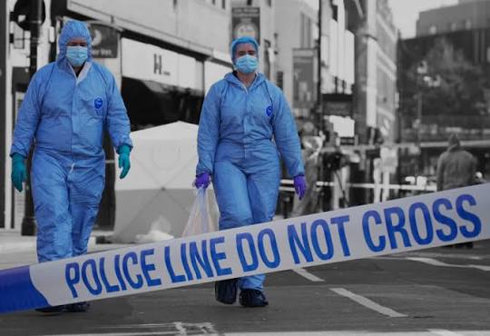 İngiltərədə məktəblərdə bıçaq cinayətlərinə qarşı yeni hədəfli proqram tətbiq olunacaq