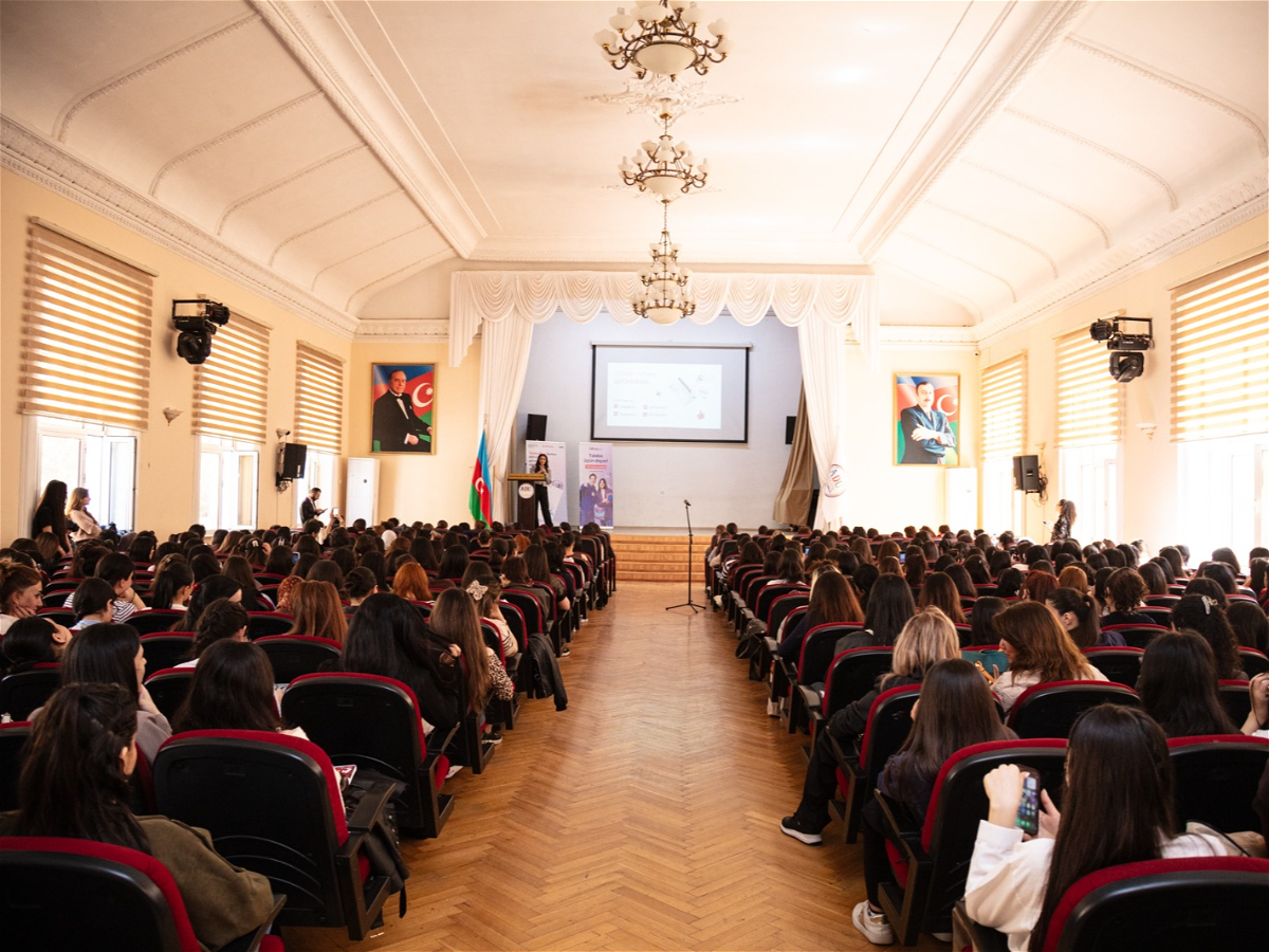 ADU-da TələbəPlus kartı ilə bağlı infosessiya keçirilib