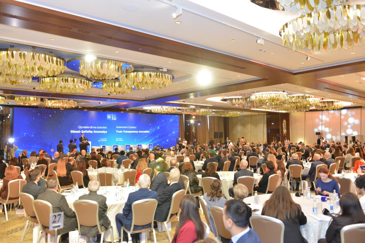 DİM-in 10 illiyinə həsr olunmuş beynəlxalq konfrans keçirilib 