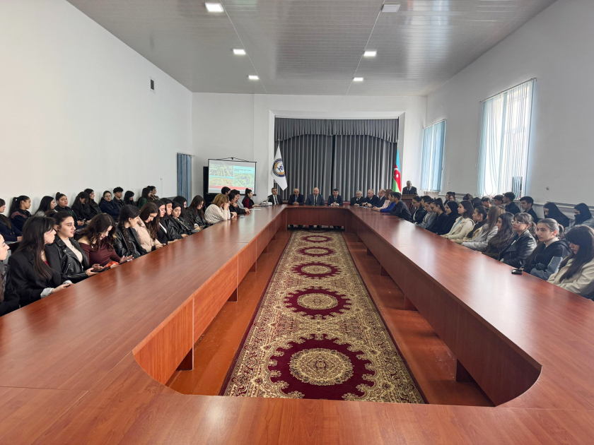 Azərbaycanın qədim tarixə malik şəhərsalma və memarlıq ənənələri var