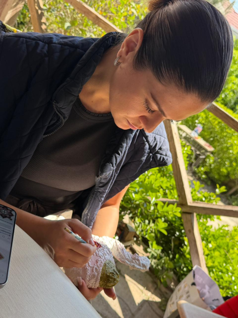 Səkkiz rəssam xalça ornamentləri ilə bəzədilmiş “Karvan” yaradıb