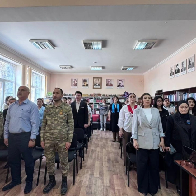 Kitabxanada şair-publisist Kəmalə Abiyeva ilə görüş təşkil edilib