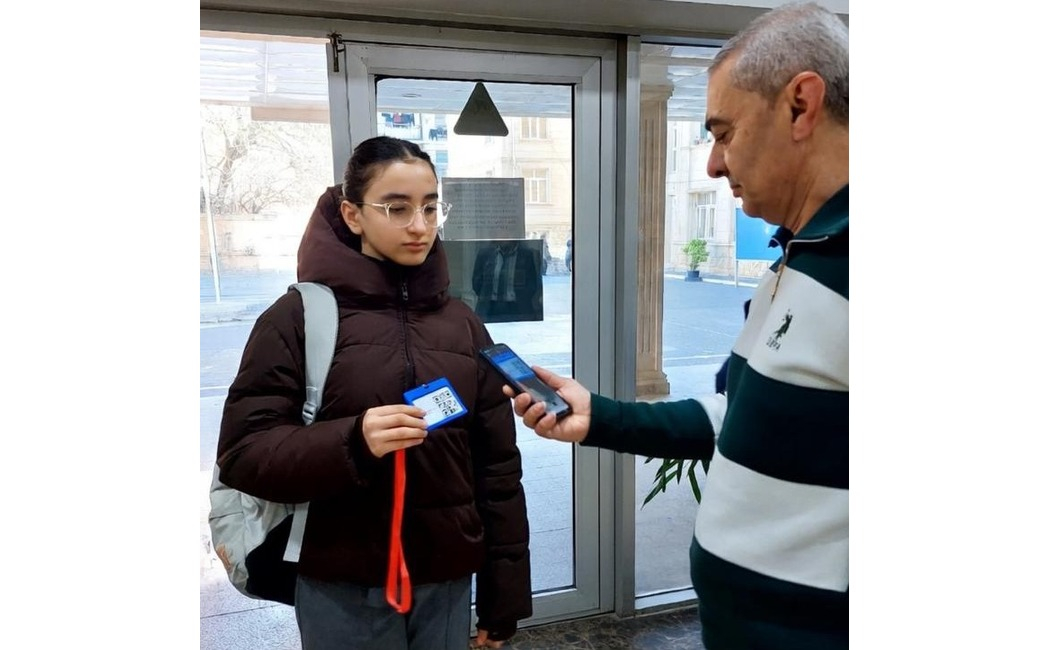 Paytaxt məktəbində YENİLİK: Davamiyyət QR kodla yoxlanılır