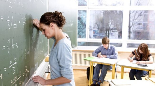 Siniflərdə şagird sayı normanı aşır: “müəllimlərin köməkçiləri olsun” - TƏKLİF