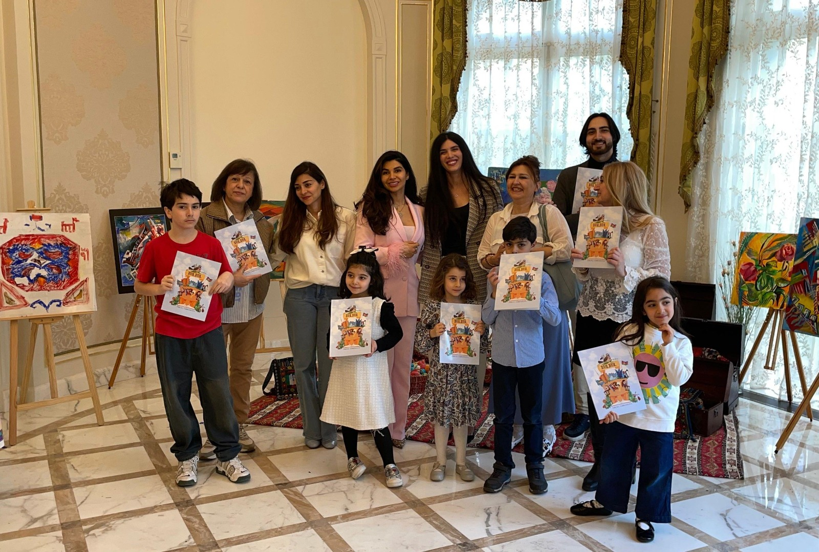 Parisdə Azərbaycan məktəbində “Bülbül” kitabının təqdimatı olub