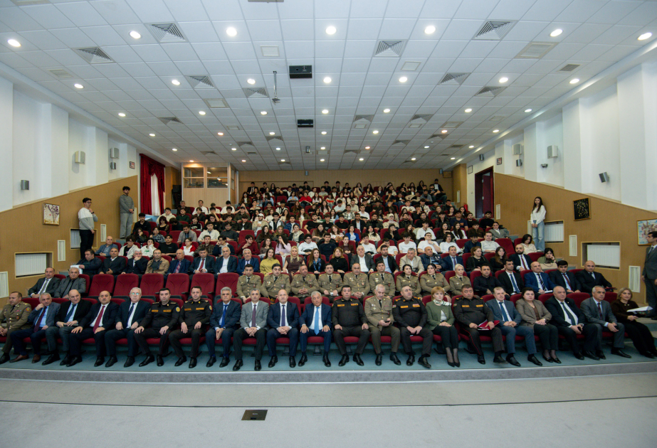BMU tələbələri FHN-in gənclərlə bağlı həyata keçirdiyi layihələr barədə məlumatlandırılıb