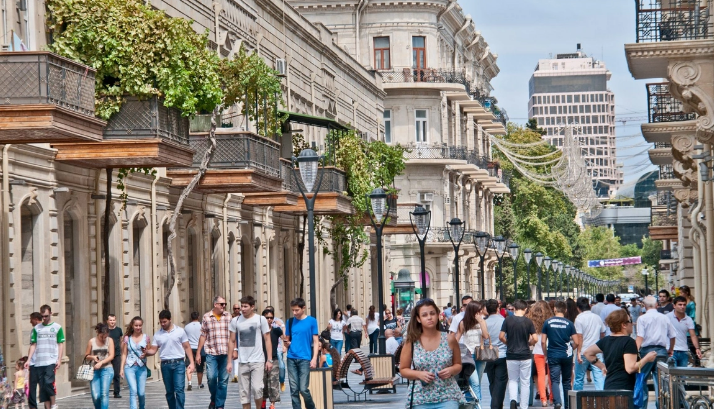Azərbaycanda əhalinin sayı artıb