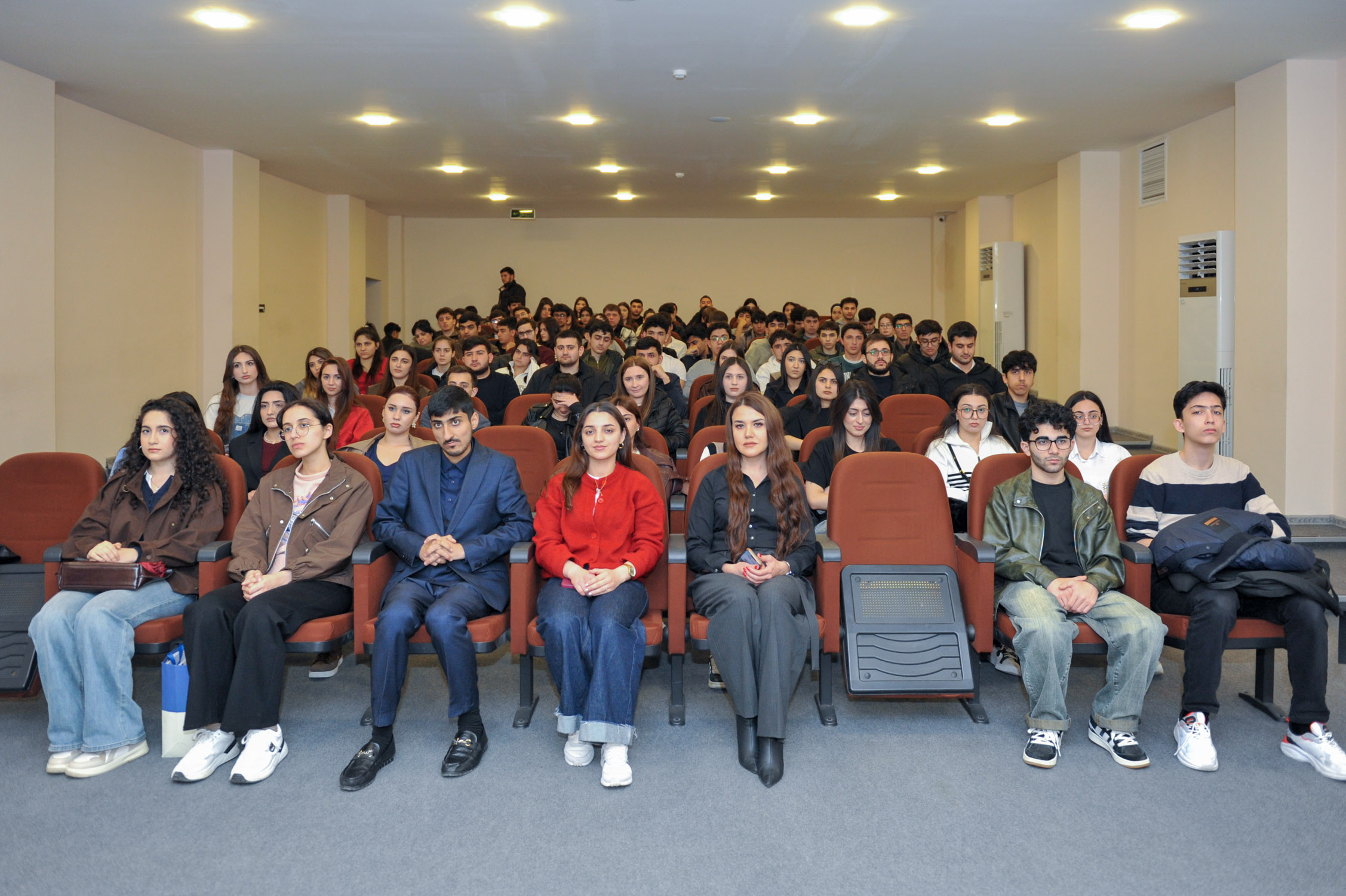 “Rəqəmsal hüquqlar və təhlükəsiz internet” mövzusunda maarifləndirici görüş