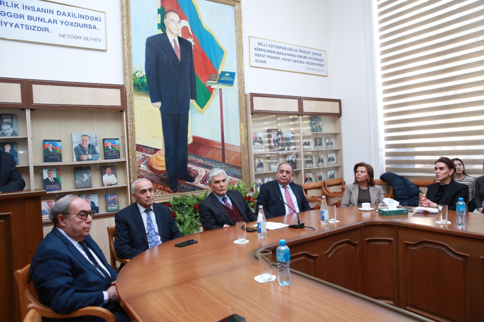 “Bəkir Çobanzadə: Budapeşt illəri” - ADPU-da kitab təqdimatı