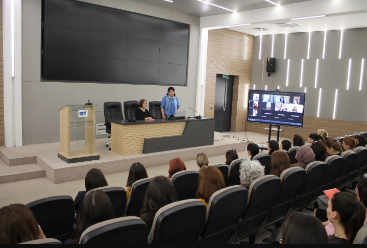 İngilis dili fənni üzrə hazırlıq kursunun ilk məşğələsi keçirilib