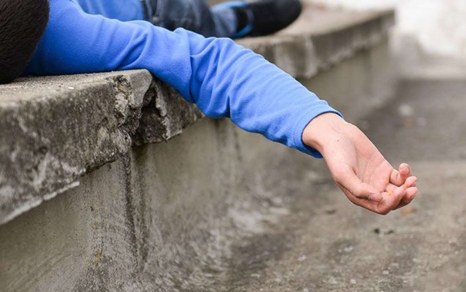 Sabirabadda iki gəncin meyiti tapılıb 