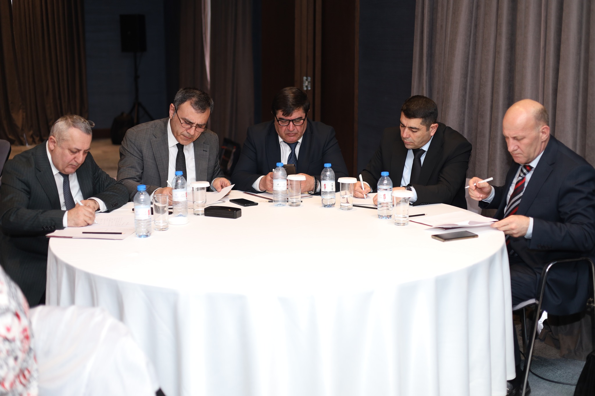 Ali təhsil müəssisələrinin prorektorları üçün təlimlərə başlanılıb