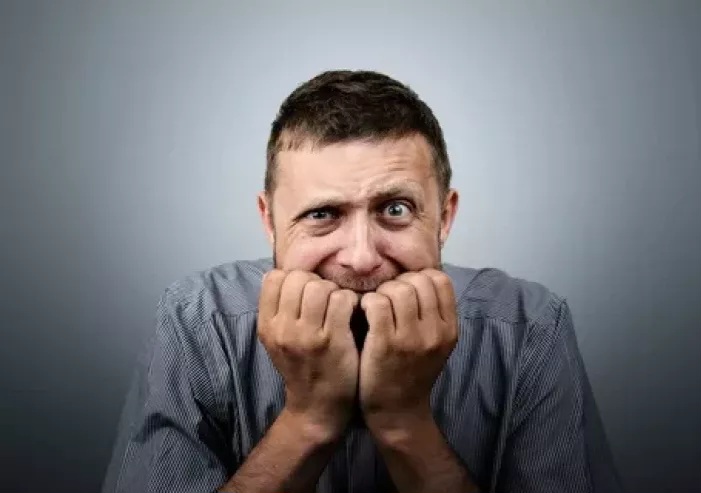 Gündəlik narahatlıq nə vaxt xəstəliyə çevrilir?