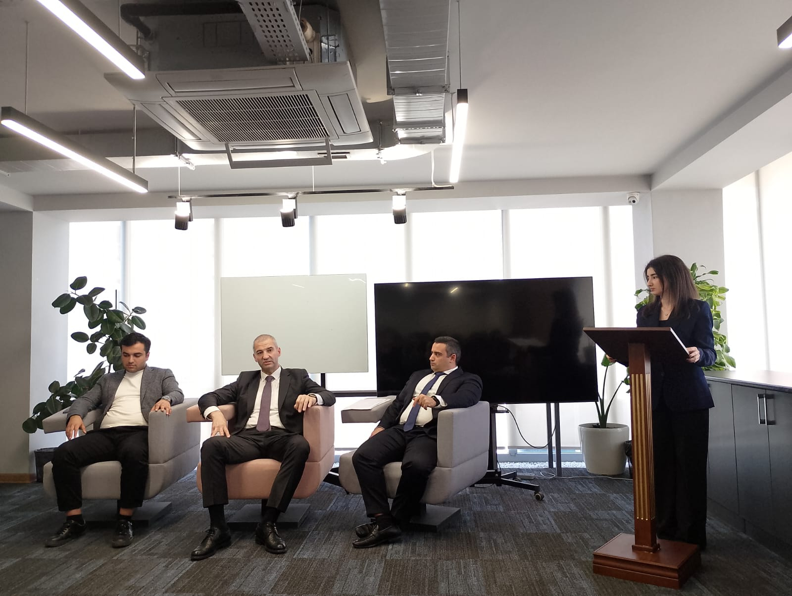 Xaricdə təhsil üzrə DP-nin imkanlarına həsr olunan görüş keçirilib