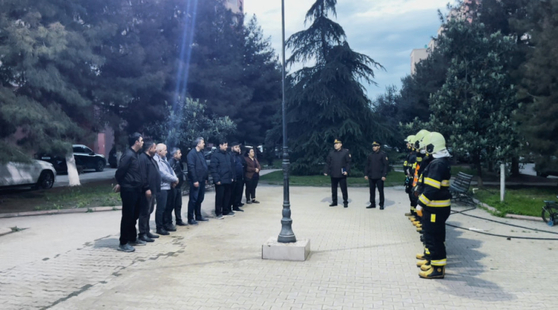 Fövqəladə Hallar Nazirliyi Gəncədə şərti yanğın təlimi təşkil edib