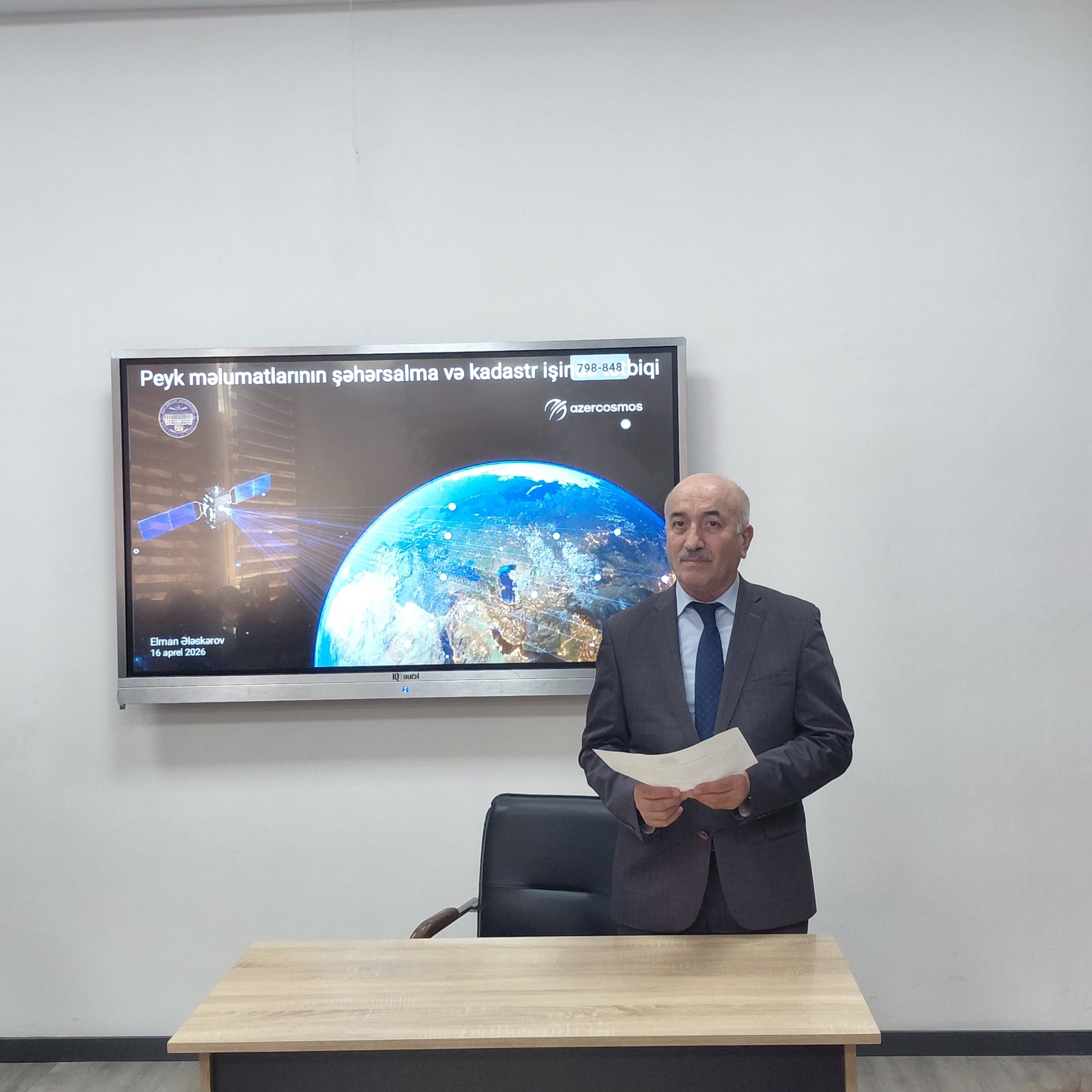 BDU-da ustad dərsi: “Peyk məlumatlarının şəhərsalma və kadastr işində tətbiqi”