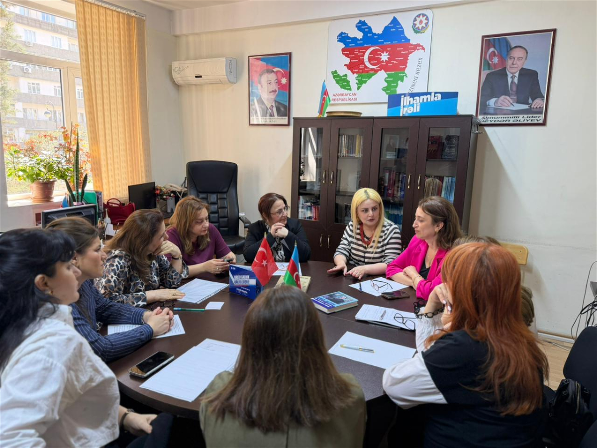 ADU-da dilin leksik saflığı mövzusunda dəyirmi masa keçirilib