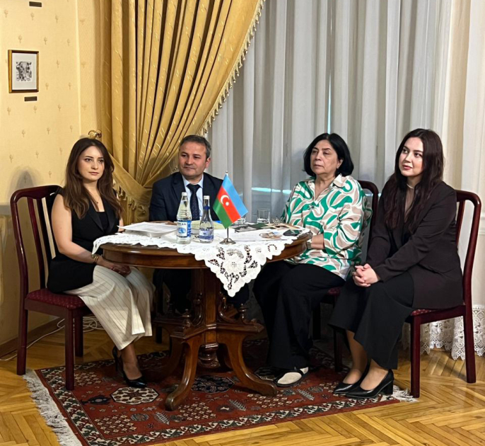 Nərimanovun xatirə muzeyində Beynəlxalq Abidələr və Tarixi Yerlər Günü qeyd olunub