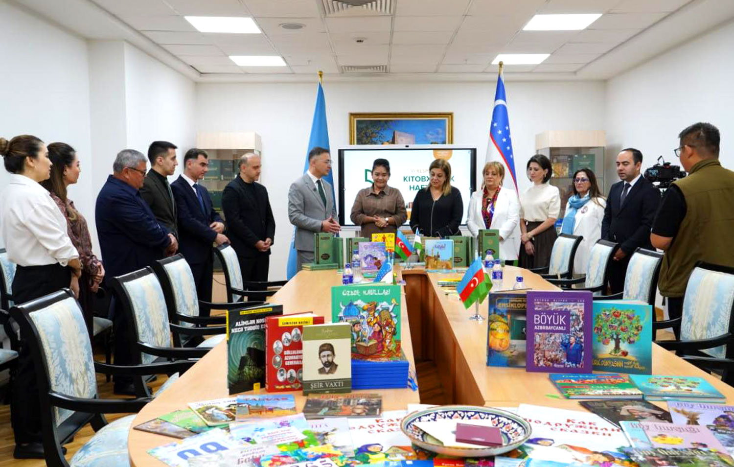 Özbəkistanda kitab təqdimatında keçirilib