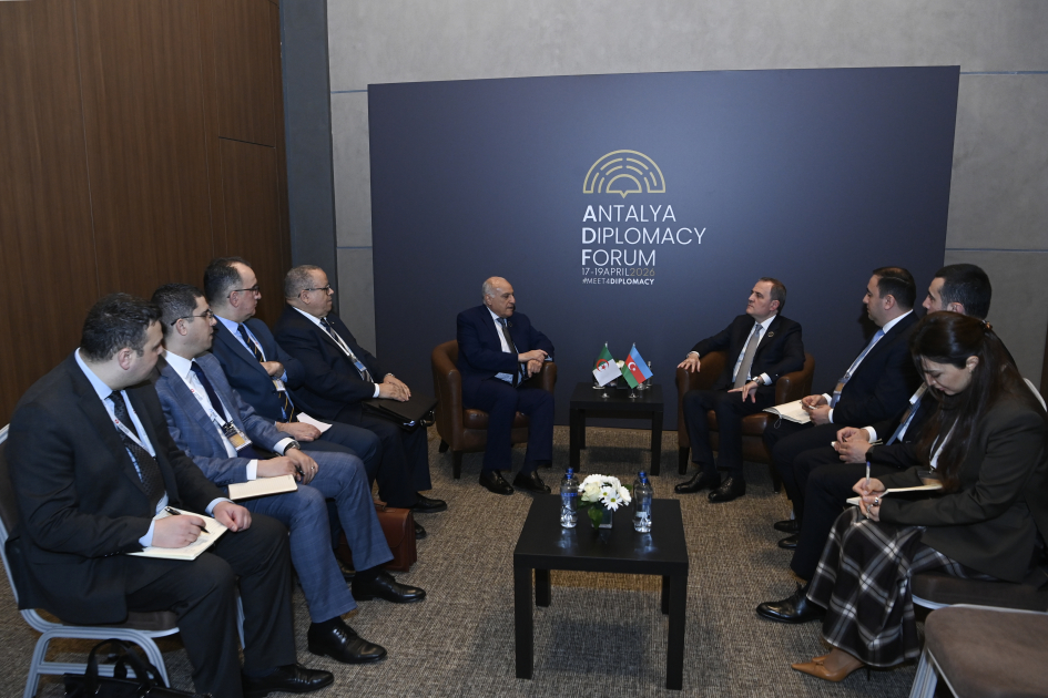 Azərbaycan–Əlcəzair diplomatik əlaqələrinin qurulması — iki ölkə arasında rəsmi münasibətlərin başlanğıcı