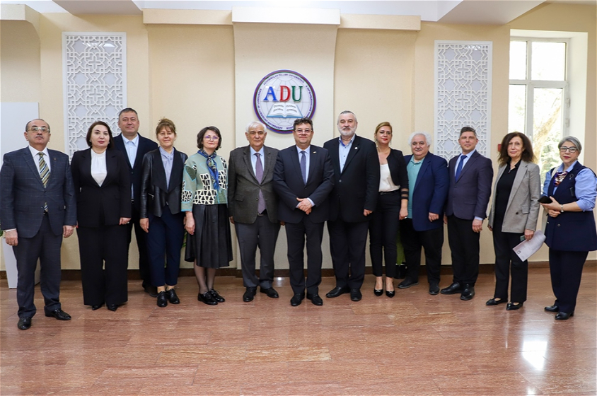 Rumıniyanın Petre Andrei Universitetinin nümayəndə heyəti ADU-nun qonağı olub