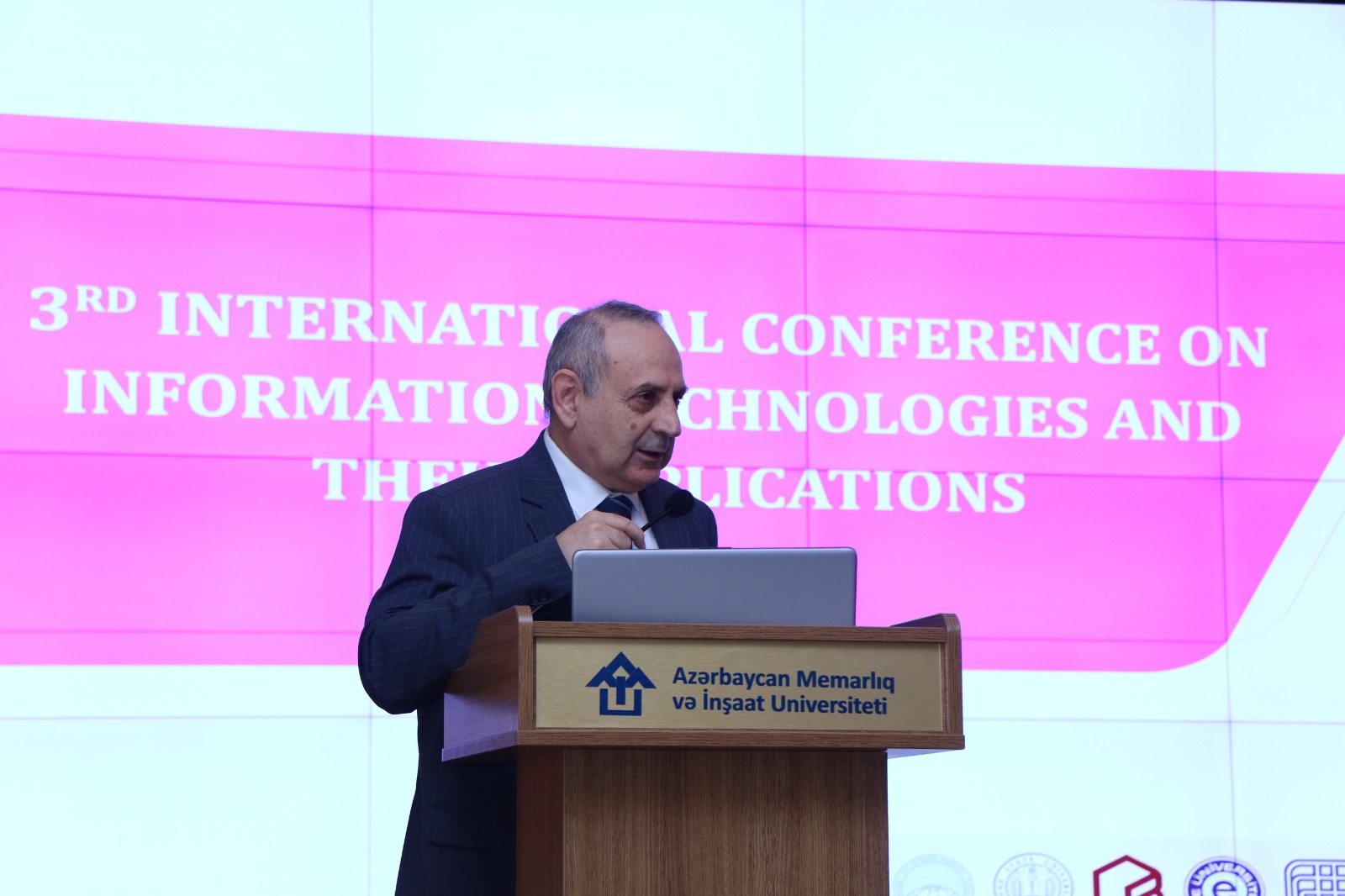 AzMİU-da “İnformasiya Texnologiyaları üzrə III Beynəlxalq Konfrans” başladı