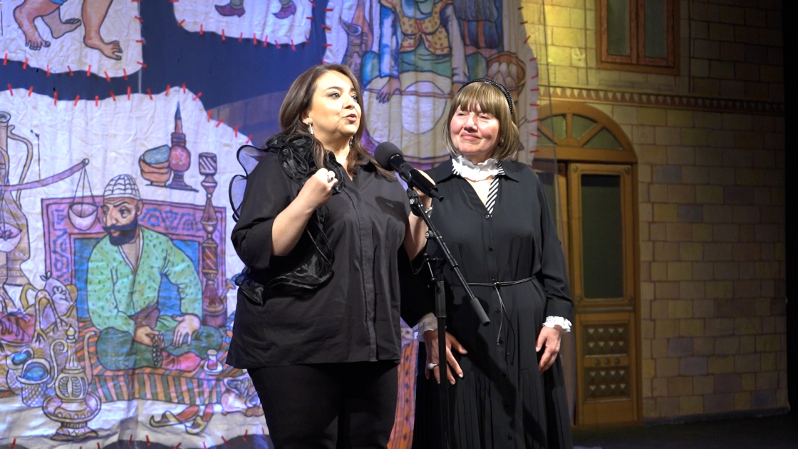 Xalq artisti Nəsibə Zeynalovanın məzarı ziyarət edilib və xatirəsi ehtiramla anılıb