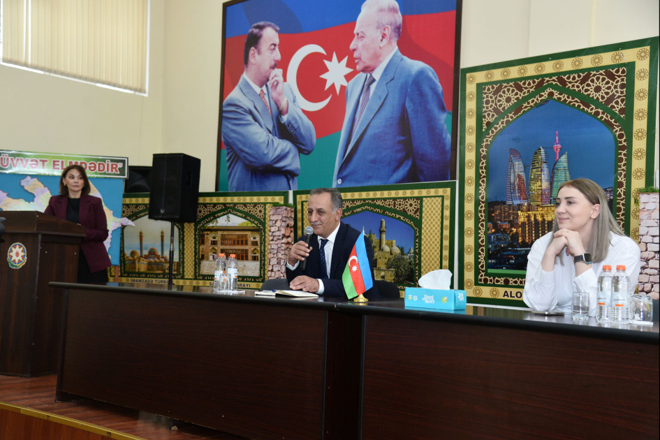 Valideyn konfranslarına başlanılıb