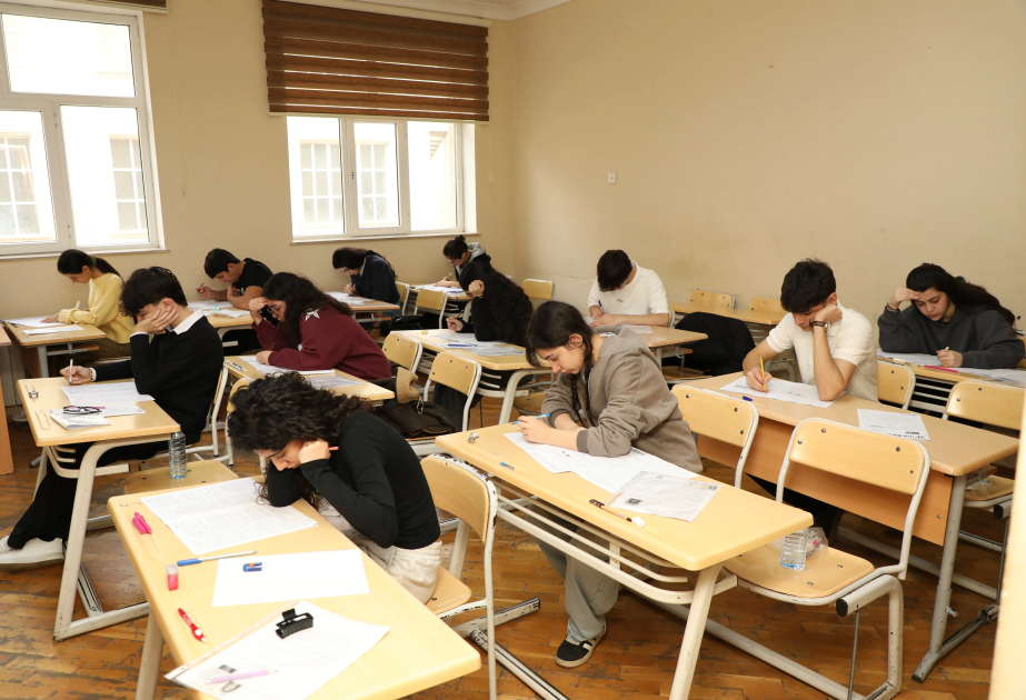 Martın 15-də keçirilmiş buraxılış imtahanının nəticələri açıqlanıb: 9 nəfər 300 bal toplayıb