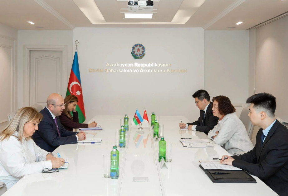 Çin tərəfinin WUF13-də fəal iştirakından məmnunluq ifadə olunub