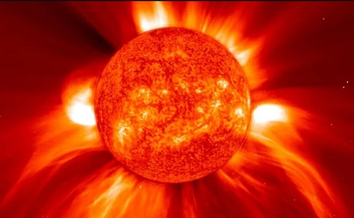 Günəşdə güclü partlayışlar qeydə alınıb