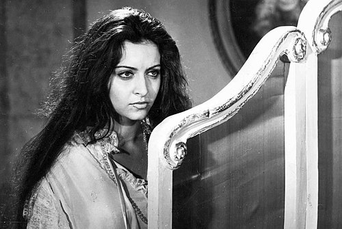 Xalq artisti Həmidə Ömərovanın sənət yolu və uğurları