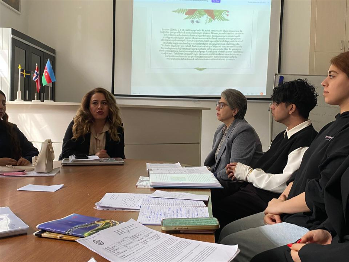 ADU-da Norveç və Azərbaycanın ekoloji problemlərinə dair açıq dərs keçirilib