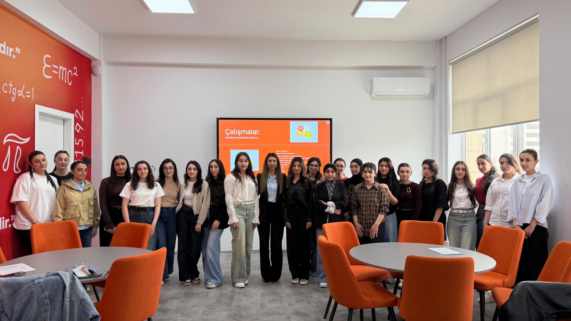 BDU-nun Psixoloji yardım sektoru “Qida pozuntuları” adlı maarifləndirici təlim keçirib