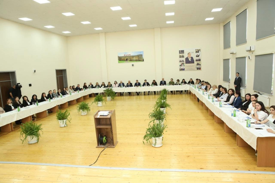 Xarici Dil Müəllimlərinin I Regional Forumu: müasir tədris yanaşmalarının müzakirəsi üçün platforma