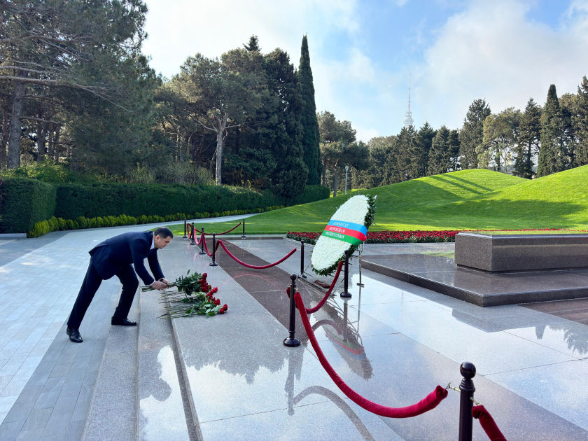 Akademik Zərifə Əliyevanın xatirəsi anılıb