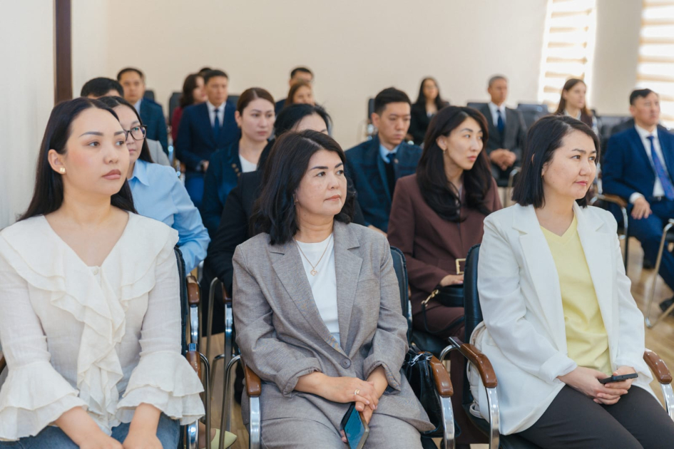 Qazaxıstandan olan hakimliyə namizədlər Ədliyyə Akademiyasında təcrübə keçiblər