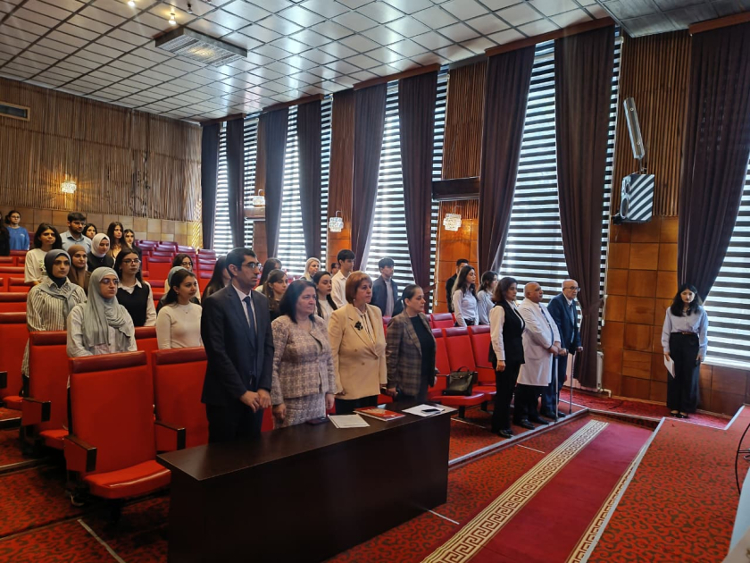 “Molekulyar Dünya: DNT Günü” Gənclər Forumu keçirilib