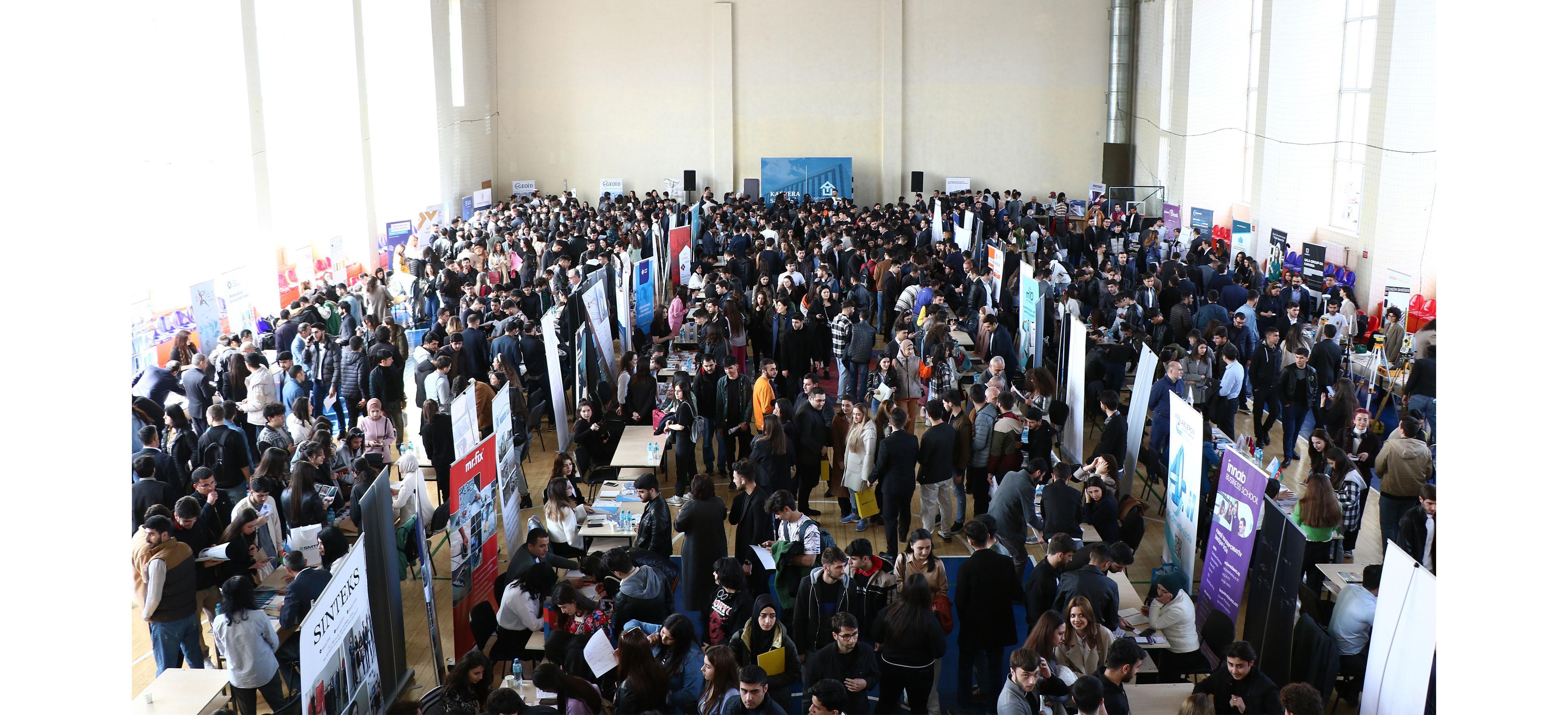 AZMİU-da “Karyera Həftəsi”nə start verilib