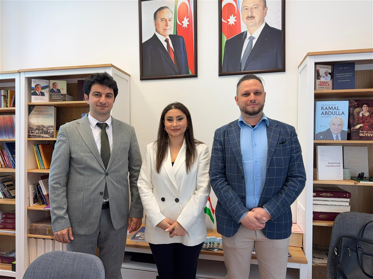 Macarıstanda ADU-nun Azərbaycan Dili və Mədəniyyəti Mərkəzinə səfər həyata keçirilib
